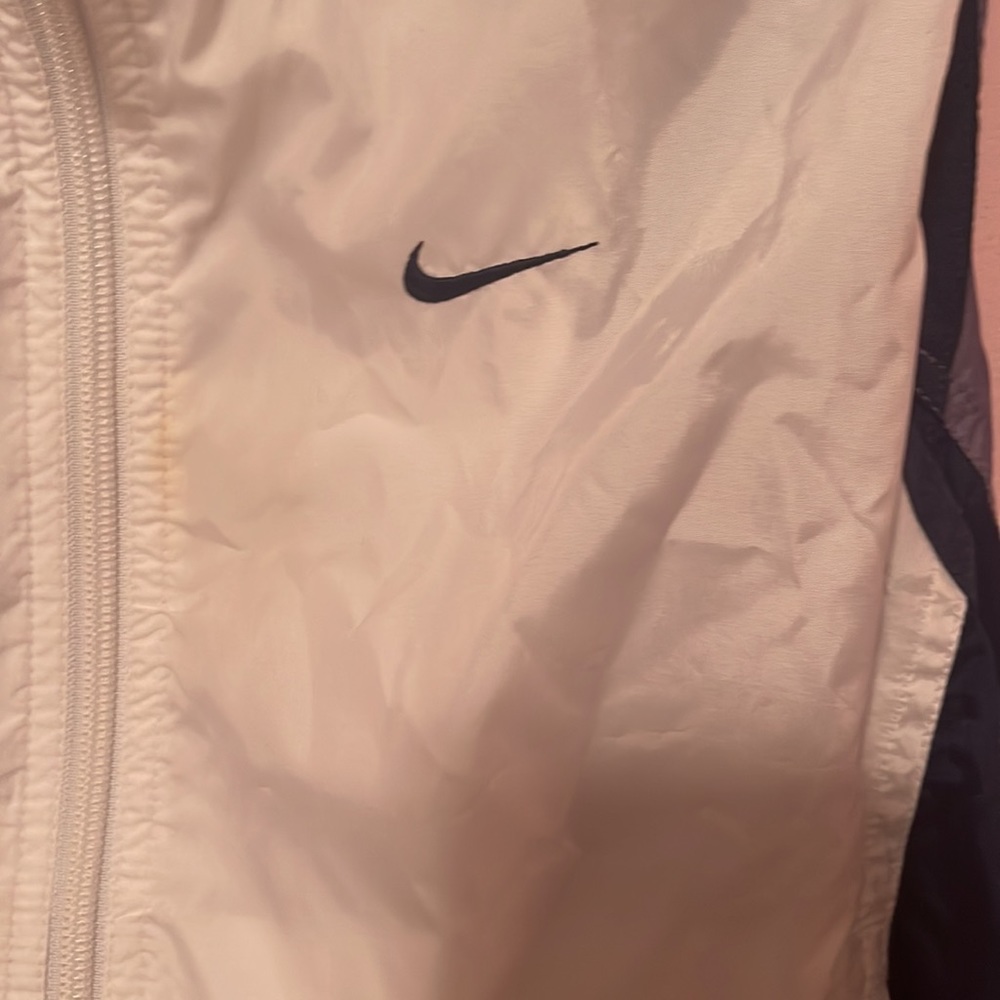 Nike waterproof vest - Picture 3 of 6